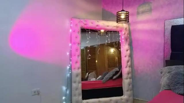 Image 4 of ashleybrend Stream on Chaturbate on 16 days ago