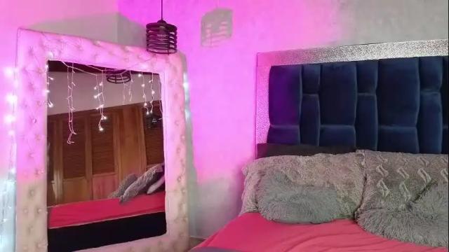 Image 8 of ashleybrend Stream on Chaturbate on 16 days ago