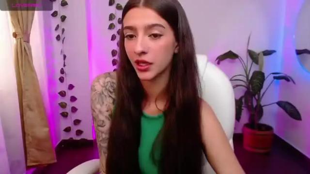 Image 7 of ashleybroke_ Stream on Chaturbate on 15 months ago