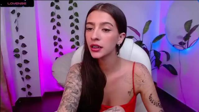 Image 4 of ashleybroke_ Stream on Chaturbate on 19 months ago