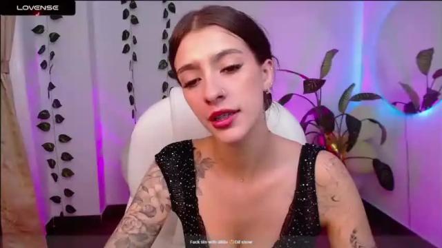 Image 8 of ashleybroke_ Stream on Chaturbate on 13 months ago