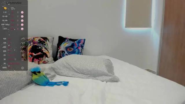 Image 12 of ashleyknightt Stream on Chaturbate on 14 months ago