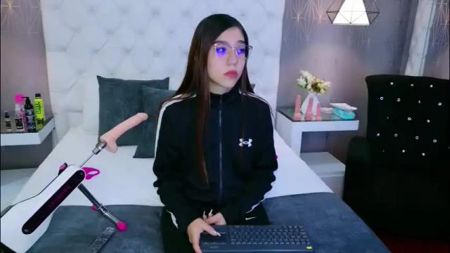 Image 3 of ashleyroberh Stream on Chaturbate on 4 days ago