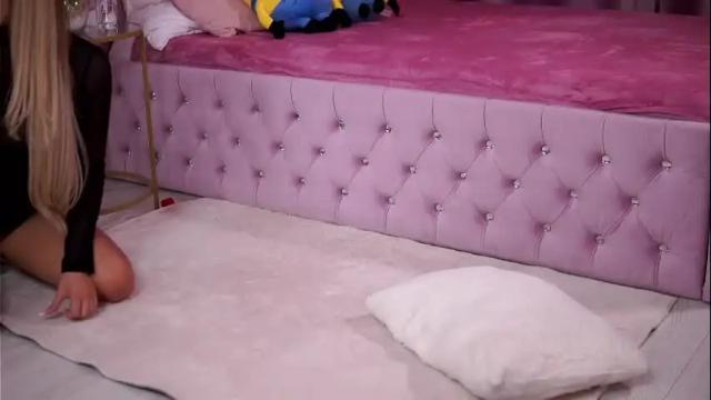 Image 2 of ashleysinnx Stream on Chaturbate on 19 days ago