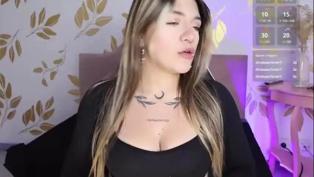 Image 6 of ashleyvalirya Stream on Chaturbate on 1 month ago
