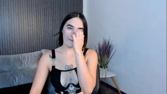 Image 6 of ashleyy_collinss Stream on Chaturbate on 1 month ago