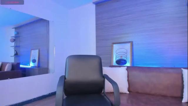 Image 4 of ashleyy_collinss Stream on Chaturbate on 1 month ago