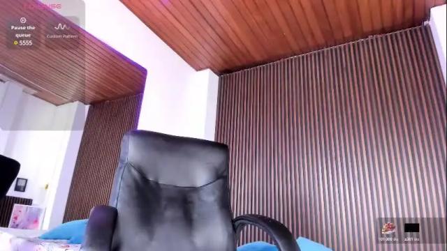 Image 11 of ashleyy_collinss Stream on Chaturbate on 1 month ago