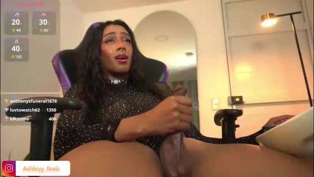 Image 7 of ashleyyfox_ Stream on Chaturbate on 3 months ago