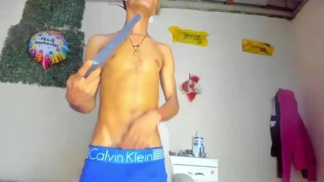 Image 4 of ashlleyandlucas Stream on Chaturbate on 13 months ago