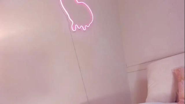 Image 12 of ashly_glow Stream on Chaturbate on 2 months ago
