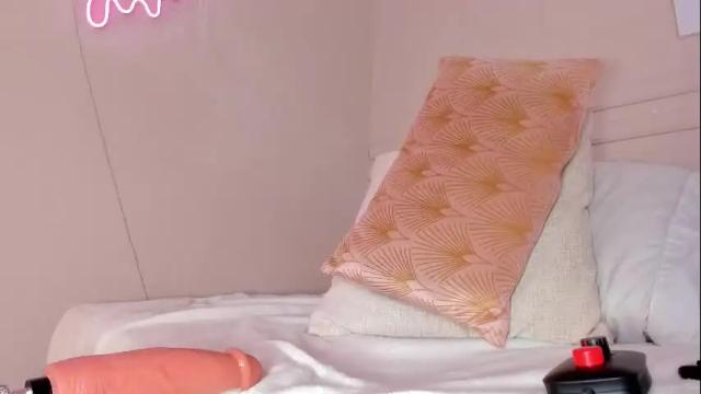 Image 6 of ashly_glow Stream on Chaturbate on 2 months ago