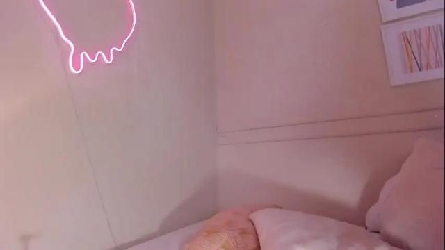 Image 11 of ashly_glow Stream on Chaturbate on 2 months ago