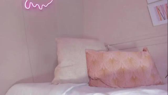 Image 3 of ashly_glow Stream on Chaturbate on 2 months ago