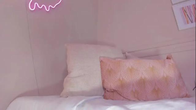 Image 4 of ashly_glow Stream on Chaturbate on 2 months ago