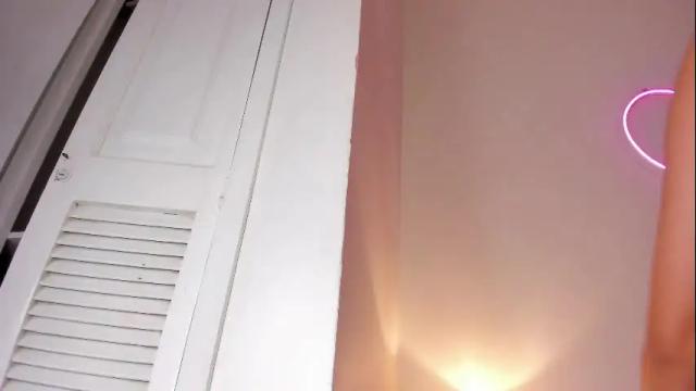 Image 11 of ashly_glow Stream on Chaturbate on 2 months ago