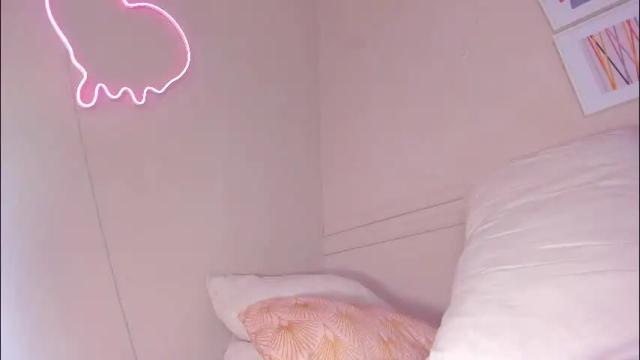 Image 8 of ashly_glow Stream on Chaturbate on 1 month ago