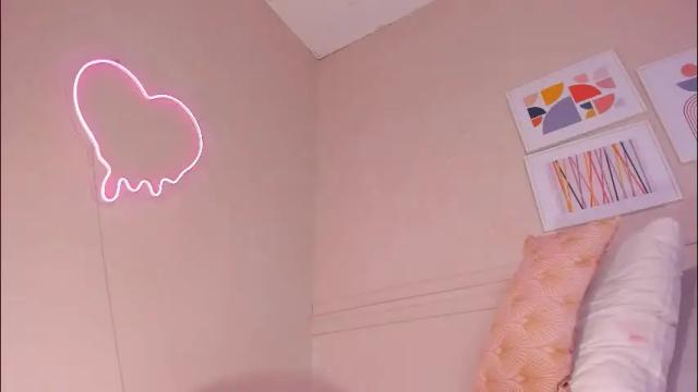 Image 6 of ashly_glow Stream on Chaturbate on 1 month ago