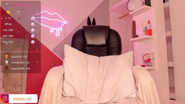 Image 12 of ashly_z Stream on Chaturbate on 13 months ago