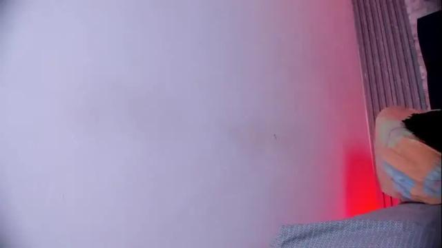 Image 6 of ashlybenison Stream on Chaturbate on 1 month ago