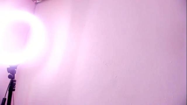 Image 3 of ashlybenison Stream on Chaturbate on 28 days ago