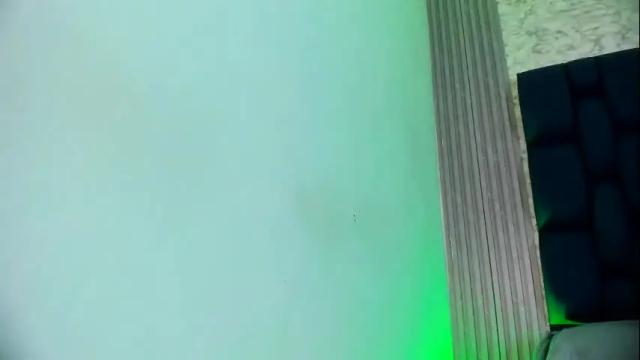Image 6 of ashlybenison Stream on Chaturbate on 8 days ago