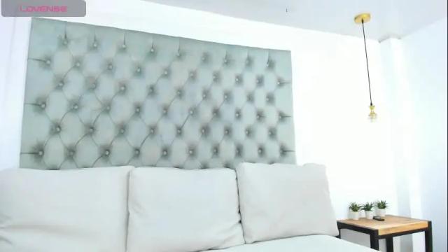 Image 10 of ashlyn_parker Stream on Chaturbate on 29 days ago