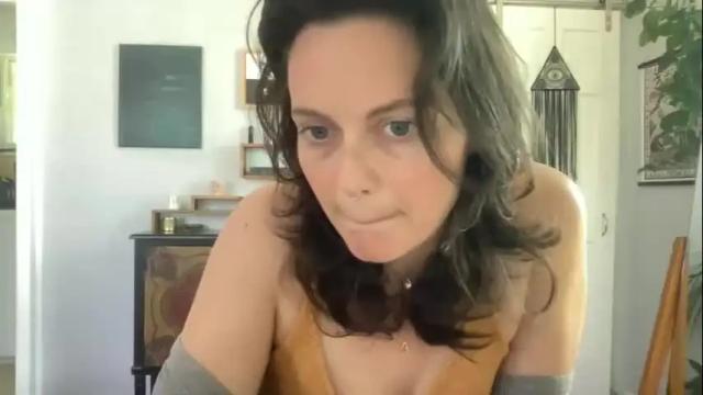 Image 2 of ashlynlotus Stream on Chaturbate on 15 months ago