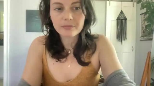 Image 3 of ashlynlotus Stream on Chaturbate on 15 months ago