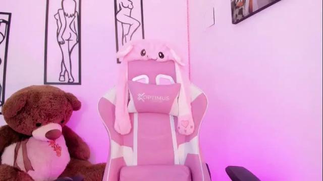 Image 2 of ashlyrey_1 Stream on Chaturbate on 1 month ago