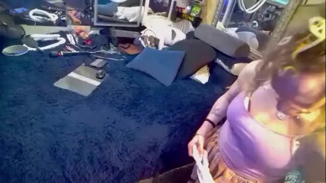 Image 12 of ashmomo Stream on Chaturbate on 15 months ago