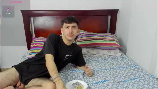 Image 8 of ashvsterry Stream on Chaturbate on 2 months ago