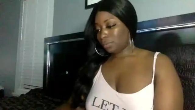 Image 2 of asiaandersonxx Stream on Chaturbate on 19 months ago