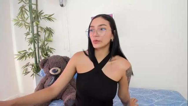 Image 6 of asiam_brunet Stream on Chaturbate on 2 months ago