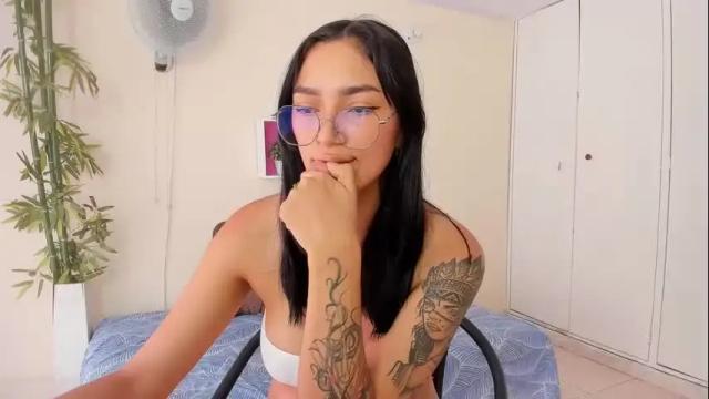 Image 4 of asiam_brunet Stream on Chaturbate on 2 months ago