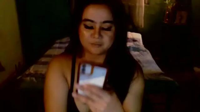 Image 3 of asian_curvylicious Stream on Chaturbate on 14 months ago