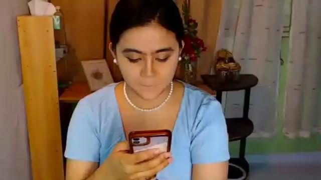 Image 12 of asian_curvylicious Stream on Chaturbate on 15 months ago