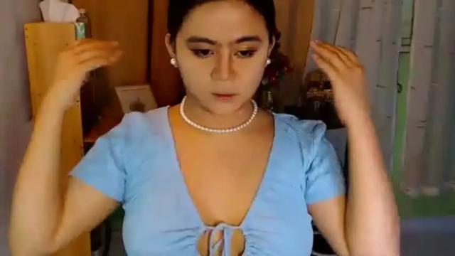 Image 6 of asian_curvylicious Stream on Chaturbate on 15 months ago