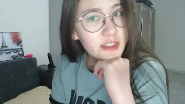 Image 11 of asian_domina Stream on Chaturbate on 14 months ago