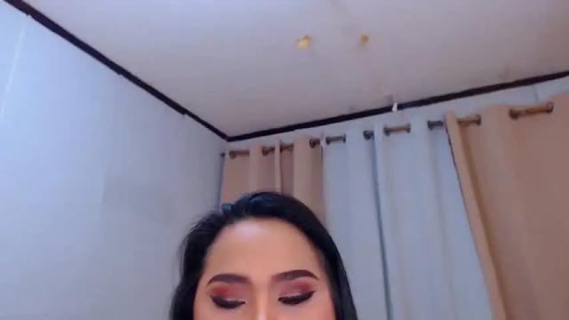Image 12 of asian_hot_ellenxx Stream on Chaturbate on 15 months ago