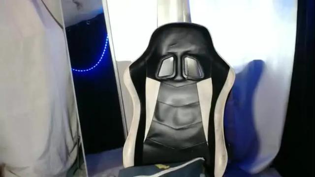 Image 2 of asian_khimy Stream on Chaturbate on 4 months ago