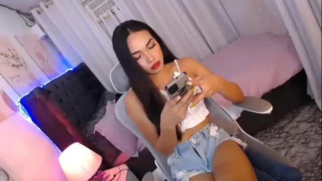 Image 3 of asian_luci Stream on Chaturbate on 1 month ago