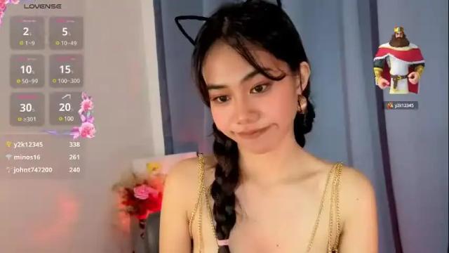 Image 10 of asianbabecandy Stream on Chaturbate on 12 days ago