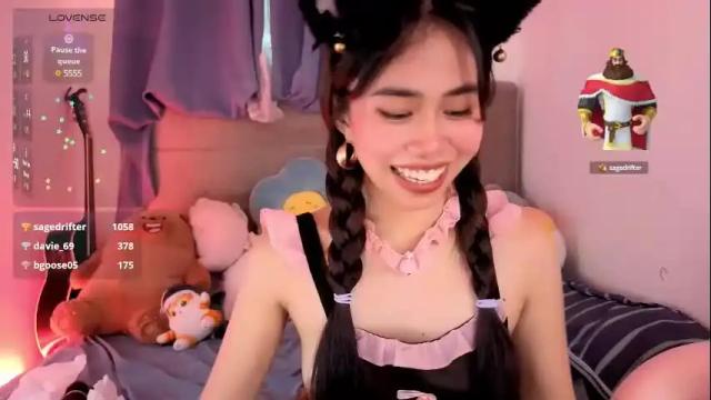 Image 12 of asianbabecandy Stream on Chaturbate on 1 month ago