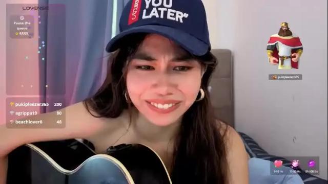 Image 6 of asianbabecandy Stream on Chaturbate on 26 days ago