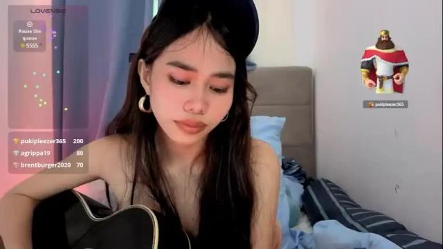 Image 8 of asianbabecandy Stream on Chaturbate on 26 days ago