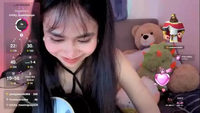 Image 8 of asianbabecandy Stream on Chaturbate on 6 days ago