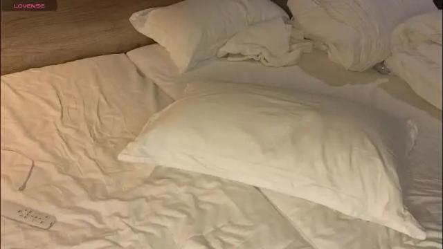 Image 2 of asianboobz Stream on Chaturbate on 2 months ago
