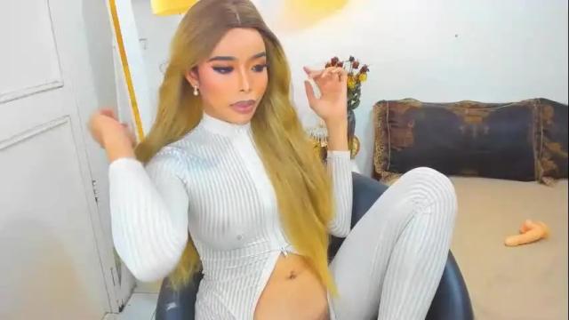 Image 10 of asiandiamond69 Stream on Chaturbate on 1 month ago