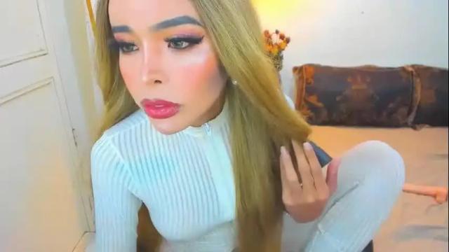 Image 3 of asiandiamond69 Stream on Chaturbate on 2 months ago